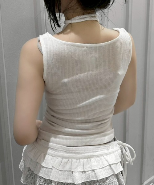 Never mind the XU / Chikashitsu+(ネバーマインド ザ エックスユー / チカシツプラス)の「【nmtc+】Doodle Lace Sleeveless Tee Muffler Set / 【エヌエムティーシープラス】レースマフラーセットノースリーブTシャツ(タンクトップ・レディース・ホワイト/チャコール・ONE SIZE)」の13枚目の写真