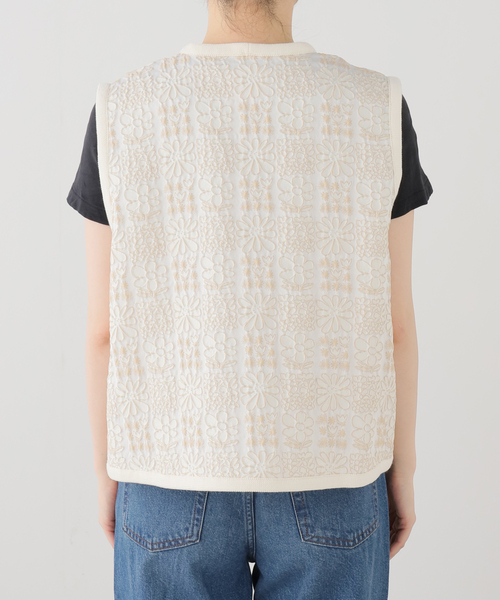 IENA LA BOUCLE(イエナラブークル)の「IENA LA BOUCLE フラワーJQベスト(その他アウター・レディース・ベージュ・FREE)」の16枚目の写真