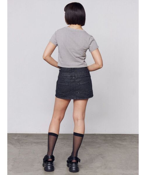 EMODA（エモダ）の「フリルパッチミニマルTシャツ（Tシャツ/カットソー・レディース・ホワイト/ブラック/グレー・FREE）」の15枚目の写真