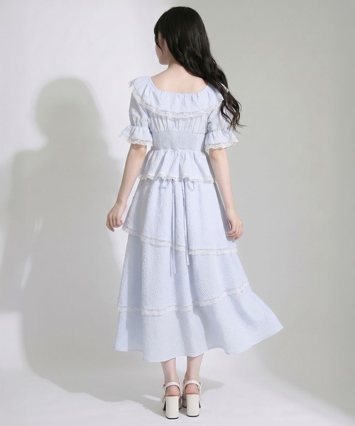 DearMyLoveRose（ディアマイラブローズ）の「ラッフルフリルシアーチェックブラウス【大きいサイズあり】【セットアップ対応】（シャツ/ブラウス・レディース・ブルー/ホワイト・LL～3L/L～LL/M-L）」の9枚目の写真