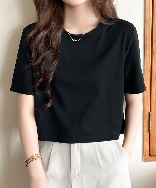 DAY CLOSET(デイ クローゼット)の「【UVカット率98%/UPF50+/汗染み防止/撥水】半袖 バック ワンポイント ボックス シルエット Tシャツ レディース(Tシャツ/カットソー・レディース・ブラック/ホワイト/チャコールグレー・L/M)」の8枚目の写真