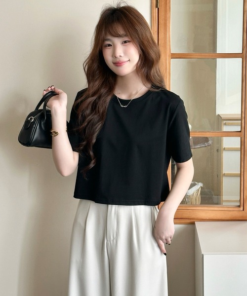 DAY CLOSET(デイ クローゼット)の「【UVカット率98%/UPF50+/汗染み防止/撥水】半袖 バック ワンポイント ボックス シルエット Tシャツ レディース(Tシャツ/カットソー・レディース・ブラック/ホワイト/チャコールグレー・L/M)」の11枚目の写真