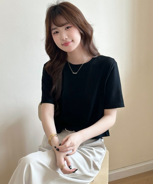 DAY CLOSET(デイ クローゼット)の「【UVカット率98%/UPF50+/汗染み防止/撥水】半袖 バック ワンポイント ボックス シルエット Tシャツ レディース(Tシャツ/カットソー・レディース・ブラック/ホワイト/チャコールグレー・L/M)」の12枚目の写真