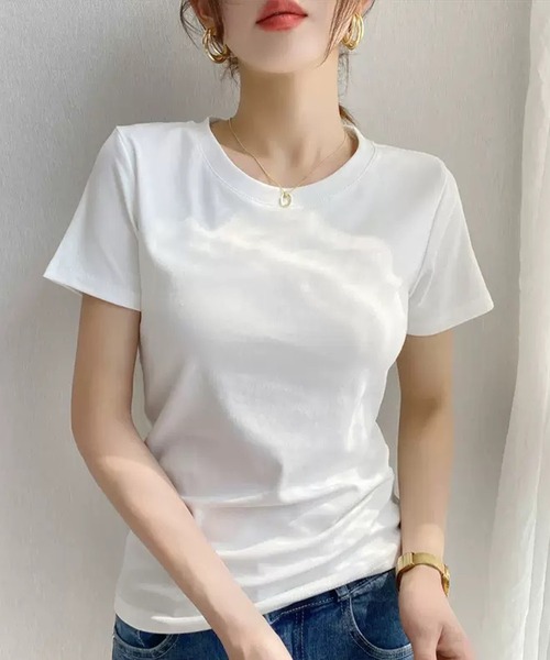 lulufa(ルルファ)の「コンパクトシルエット 艶感 上品 シルケット半袖 Tシャツ(Tシャツ/カットソー・レディース・ブラック/ホワイト・FREE)」の6枚目の写真