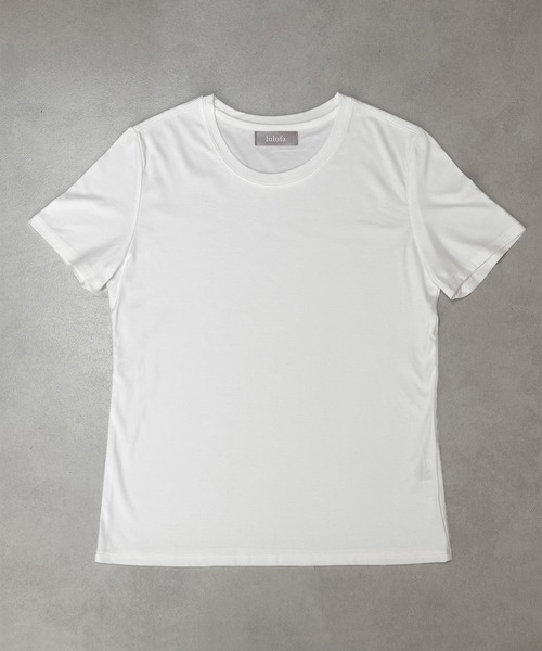 lulufa(ルルファ)の「コンパクトシルエット 艶感 上品 シルケット半袖 Tシャツ(Tシャツ/カットソー・レディース・ブラック/ホワイト・FREE)」の18枚目の写真