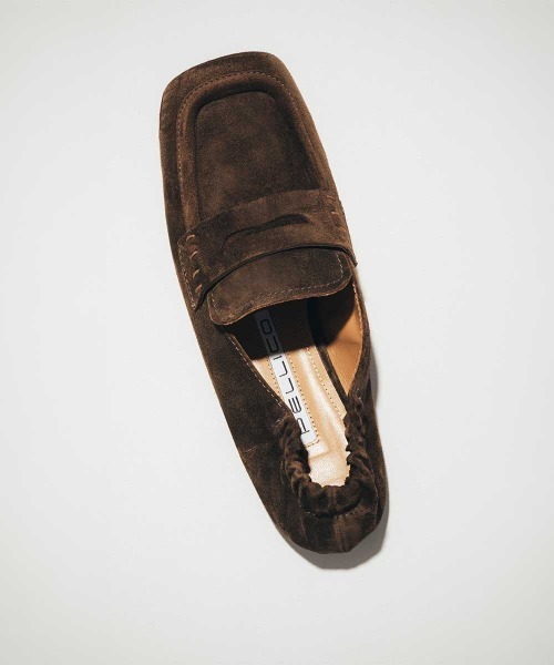 PELLICO(ペリーコ)の「MATILDA ローファー 1.0cm BROWN(パンプス・レディース・ブラウン・35/36/37/38)」の8枚目の写真