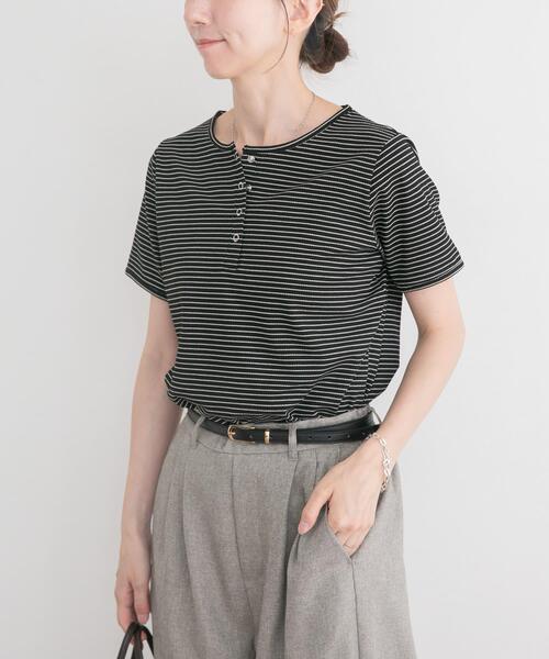ITEMS URBANRESEARCH(アイテムズ アーバンリサーチ)の「ワッフル半袖Tシャツ(Tシャツ/カットソー・レディース・グレー/ブラック/オフホワイト・FREE)」の11枚目の写真