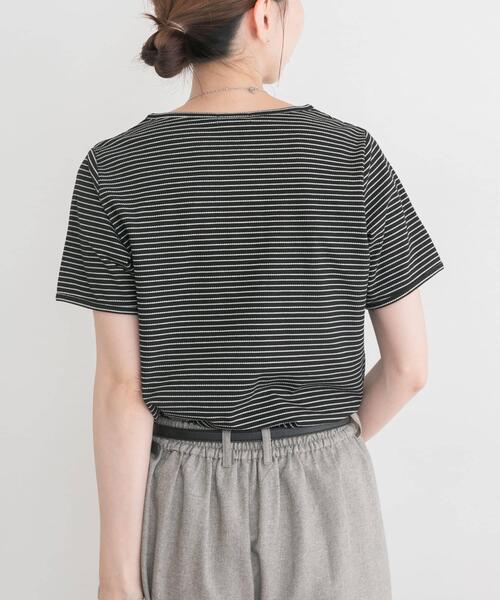 ITEMS URBANRESEARCH(アイテムズ アーバンリサーチ)の「ワッフル半袖Tシャツ(Tシャツ/カットソー・レディース・グレー/ブラック/オフホワイト・FREE)」の13枚目の写真