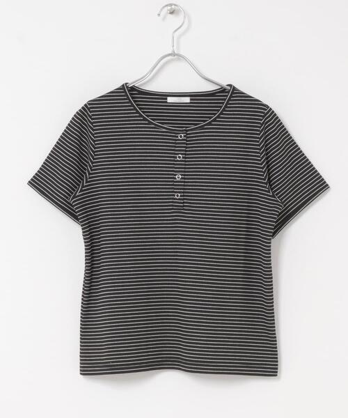 ITEMS URBANRESEARCH(アイテムズ アーバンリサーチ)の「ワッフル半袖Tシャツ(Tシャツ/カットソー・レディース・グレー/ブラック/オフホワイト・FREE)」の16枚目の写真