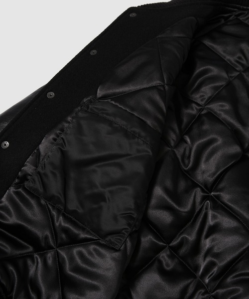 JUNYA WATANABE MAN(ジュンヤワタナベマン)の「Stussy W-NAME 「Dragon」PRINT STADIUM JACKET(スタジャン・メンズ・ブラック・L/M/S/XS/XL)」の3枚目の写真