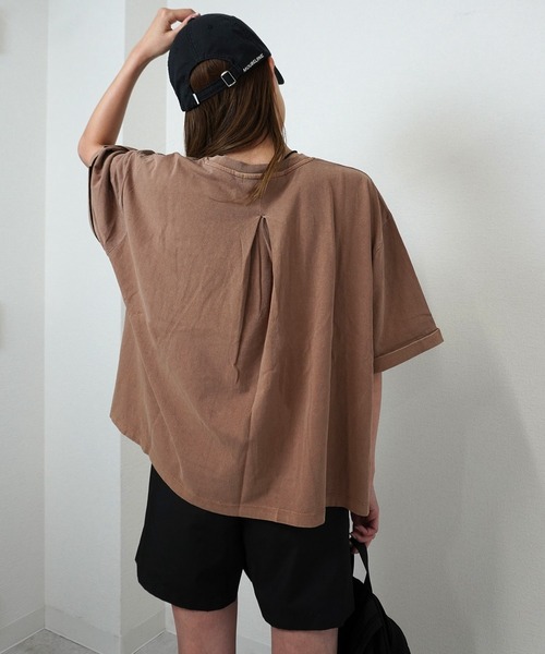 gossara(ゴサラ)の「【立体ロゴデザイン】オンニエンボスTEE(Tシャツ/カットソー・レディース・チャコールグレー/グレイッシュベージュ/ネイビー/キャメル・FREE)」の18枚目の写真
