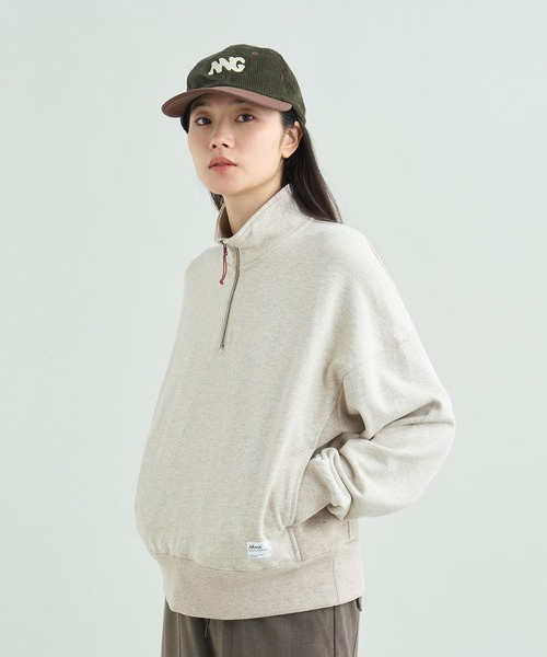 NANGA（ナンガ）の「ECO HYBRID HALF ZIP W（スウェット・レディース・ライトグレー/オートミール・L/M/S）」の2枚目の写真