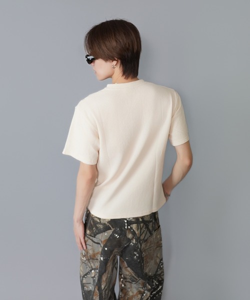 SPINNS(スピンズ)の「ヘンリーネックサーマル半袖Tシャツ/ダークアートプリント(Tシャツ/カットソー・メンズ・ブラック系その他/レッド系その他/アイボリー/カモフラージュ・ONESIZE)」の18枚目の写真
