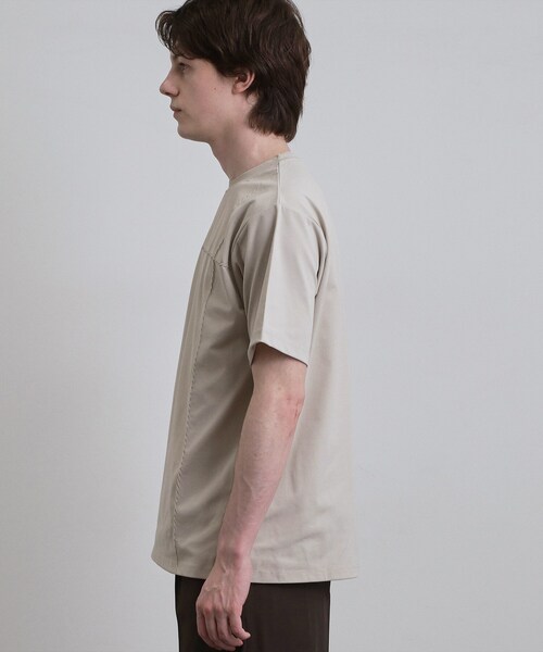 tk.TAKEO KIKUCHI(ティーケータケオキクチ)の「【吸水速乾/UVカット】ダッシュライン切替Tシャツ(Tシャツ/カットソー・メンズ・ナチュラル/ホワイト/ブラック・03/04/02)」の8枚目の写真