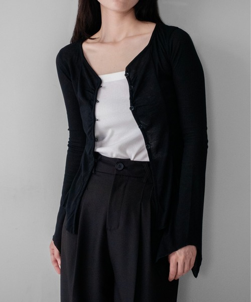 on:nue(オンニュ)の「【on:nue】フロントギャザーベルスリーブカーディガン /26-27 AW COLLECTION(カーディガン/ボレロ・レディース・ブラック/ベージュ・FREE)」の15枚目の写真