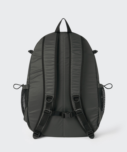 MUSINSA STANDARD（ムシンサスタンダード）の「[シティレジャー] リップストップストリングハイキングバックパック [マッドグレー]（バックパック/リュック・レディース・その他・FREE）」の3枚目の写真