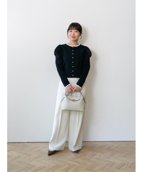 LOULOU WILLOUGHBY(ルルウィルビー)の「クロッシェフラワージゴスリーブプルオーバー(カーディガン/ボレロ・レディース・アイボリー/ブラック系その他・2)」の3枚目の写真