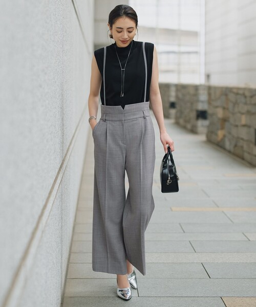 ICB(アイシービー)の「ウール2WAYストレッチ サスペンダー付きワイドストレートパンツ(その他パンツ・レディース・ブラック系/ライトグレー系7/ダークブラウン系7・00/0/2/4/6/8)」の5枚目の写真