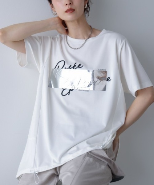 Bou Jeloud(ブージュルード)の「箔エンボスロゴチュニック(Tシャツ/カットソー・レディース・ベージュ/ブラック/オフホワイト・FREE)」の2枚目の写真