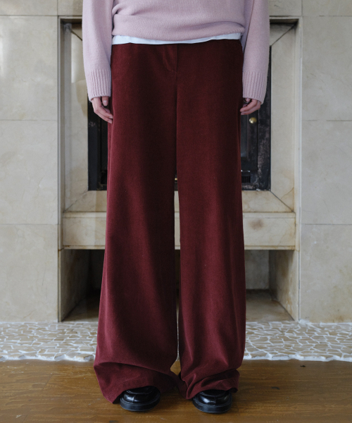 EN OR(エンオール)の「CORDUROY STRAIGHT PANTS - WINE(スラックス・レディース・その他・MEDIUM/SMALL)」の1枚目の写真