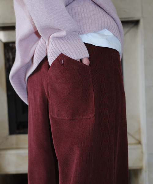 EN OR(エンオール)の「CORDUROY STRAIGHT PANTS - WINE(スラックス・レディース・その他・MEDIUM/SMALL)」の3枚目の写真