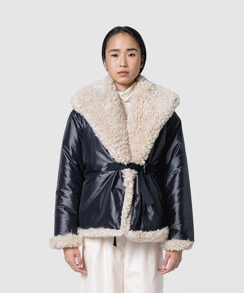 muller of yoshiokubo（ミュラーオブヨシオクボ）の「muller of yoshiokubo ミュラーオブヨシオクボ / REVERSIBLE SNOW BLOUSON ファー×サテンリバーシブルスノーブルゾン / MLF26705（ブルゾン・レディース・ベージュ/ブルー/ブラック・36/38）」の4枚目の写真