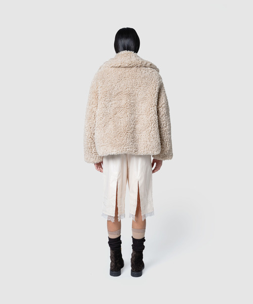muller of yoshiokubo（ミュラーオブヨシオクボ）の「muller of yoshiokubo ミュラーオブヨシオクボ / REVERSIBLE SNOW BLOUSON ファー×サテンリバーシブルスノーブルゾン / MLF26705（ブルゾン・レディース・ベージュ/ブルー/ブラック・36/38）」の10枚目の写真