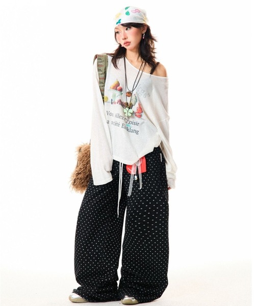 SHERU(シェル)の「ドット柄 ウエストドロストイージーバギーパンツ(デニムパンツ・レディース・ブラック・M/S/L)」の13枚目の写真