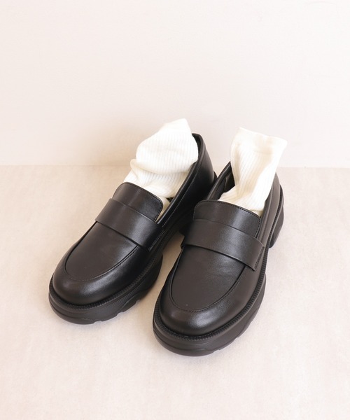 FLAT(フラット)の「軽量厚底 スニーカーソールローファー(ローファー・レディース・ブラック・22.5cm/23.0cm/23.5cm/24.0cm/24.5cm/25.0cm)」の3枚目の写真