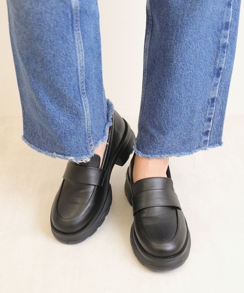 FLAT(フラット)の「軽量厚底 スニーカーソールローファー(ローファー・レディース・ブラック・22.5cm/23.0cm/23.5cm/24.0cm/24.5cm/25.0cm)」の7枚目の写真