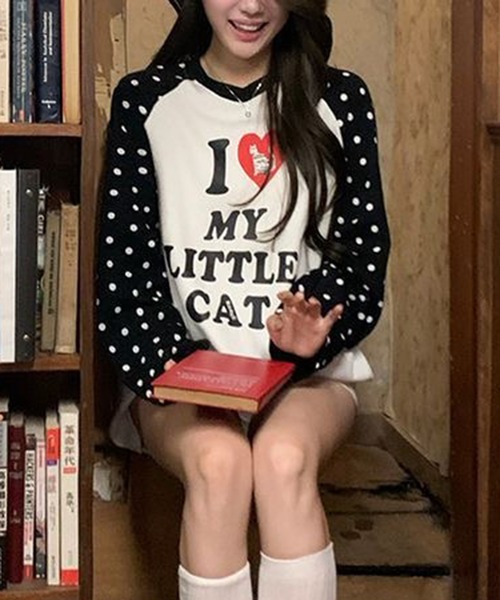 AsheKsha(アシクシャ)の「水玉袖ハートプリント長袖Tシャツ(Tシャツ/カットソー・レディース・ホワイト・M)」の2枚目の写真