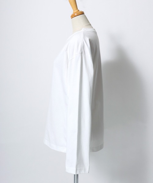 HANES(ヘインズ)の「Hanes(ヘインズ)1P クルーネックロンT BEEFY-T for HER/無地 長袖Tシャツ/パックT(Tシャツ/カットソー・レディース・ピンク/グレー/ホワイト・M/L)」の10枚目の写真