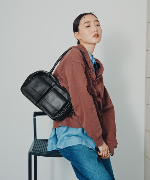 LEPSIM(レプシィム)の「【500mlペットボトルも入る】ダブルポケットボストン 1049456(ボストンバッグ・レディース・ブラック/ブラウン・ONE SIZE)」の3枚目の写真