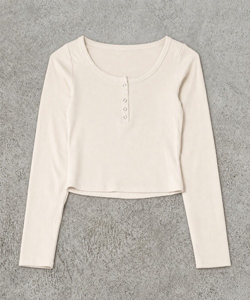 SPINNS(スピンズ)の「長袖カットソー/ヘンリースナップ/韓国ガーリー(Tシャツ/カットソー・レディース・ターコイズブルー/アイボリー/グレー/ネイビー/ブラック・ONESIZE)」の16枚目の写真
