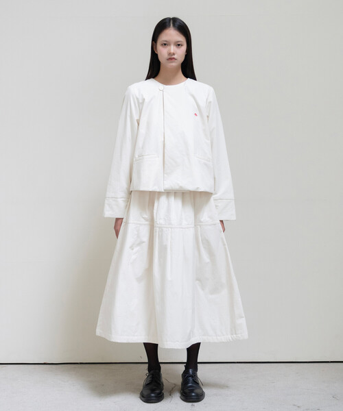 DANTON(ダントン)の「DANTON × eunoia - Tuck Padding Skirt(スカート・レディース・ブラック・F)」の3枚目の写真