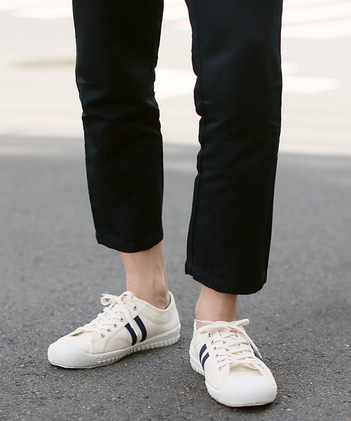 quadro（クオドロ）の「INN－STANT（インスタント）ラインスニーカー（スニーカー・メンズ・ホワイト/ネイビー・40/36/37/41/42）」の5枚目の写真