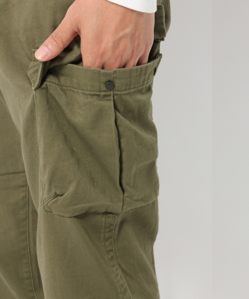 GLOBAL WORK（グローバルワーク）の「ストレッチミリタリーカーゴパンツ/724396 （カーゴパンツ・メンズ・カーキ/オリーブ・SMALL/LARGE/MEDIUM）」の20枚目の写真
