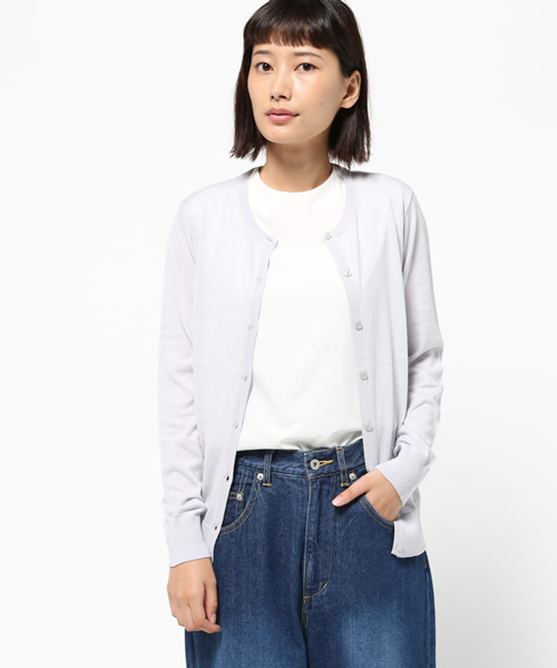 NATURAL BEAUTY BASIC(ナチュラルビューティーベーシック)の「UVサマーベーシックニットカーディガン(カーディガン/ボレロ・レディース・グレー/ネイビー/ダークベージュ/グリーン/ホワイト系その他・MEDIUM)」の3枚目の写真
