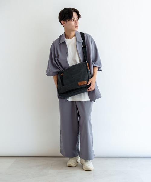 DEVICE(デバイス)の「DEVICE デバイス Access キャンバス ショルダーバッグ A4サイズ収納可能(ショルダーバッグ・メンズ・ブラウン/ブラック/カーキ/ベージュ・FREE)」の13枚目の写真