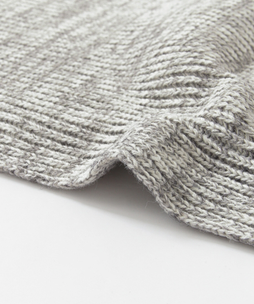 SENSE OF PLACE by URBAN RESEARCH（センスオブプレイスバイアーバンリサーチ）の「片畦ニットスヌード（ストール/ショール・メンズ・グレー/ブラック・FREE）」の6枚目の写真