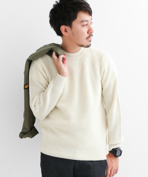 URBAN RESEARCH Sonny Label（アーバンリサーチサニーレーベル）の「Sonny Label 畦編みラグランプルオーバー（ニット/セーター・メンズ・ネイビー/オレンジ/キャメル/カーキ/オフホワイト/グレー・MEDIUM/LARGE）」の2枚目の写真