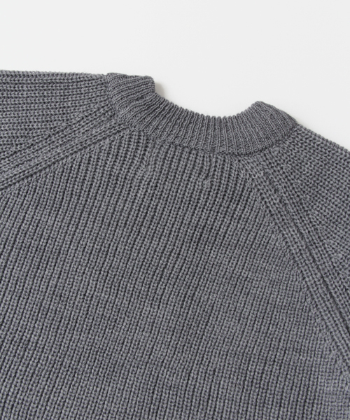 URBAN RESEARCH Sonny Label（アーバンリサーチサニーレーベル）の「Sonny Label 畦編みラグランプルオーバー（ニット/セーター・メンズ・ネイビー/オレンジ/キャメル/カーキ/オフホワイト/グレー・MEDIUM/LARGE）」の16枚目の写真