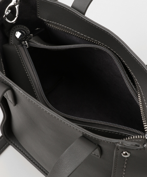 PLAIN CLOTHING（プレーンクロージング）の「スクエアミニハンドバッグ/トートバッグ【PLAIN CLOTHING】（ショルダーバッグ・レディース・ボルドー/キャメル/グレー/カーキ/ブラック・FREE）」の22枚目の写真