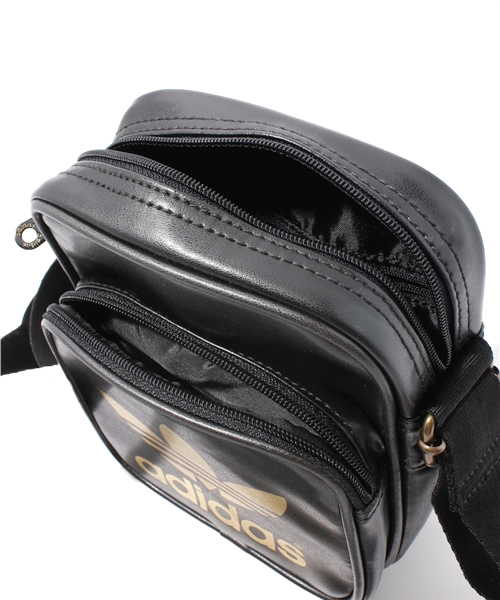 ミニバッグ★人気【ADIDAS】Duffel bag ◆関税込 adidas】PRIDE MINI DUFFEL BAG ミニ ダッフルバッグ (adidas