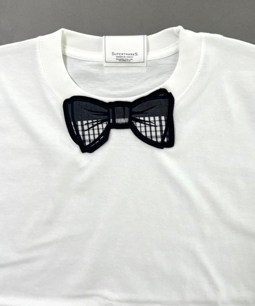 SUPERTHANKS（スーパーサンクス）の「蝶ネクタイワッペンベーシックビッグシルエットTシャツ（Tシャツ/カットソー・メンズ・ホワイト/ブラック/ホワイト×ブルー/ブラック系その他6/ホワイト系その他7/ホワイト×ブラック/ブラック×グレー/ホワイト系その他6/ブラック系その他7・L/S/M/XS/XL）」の6枚目の写真
