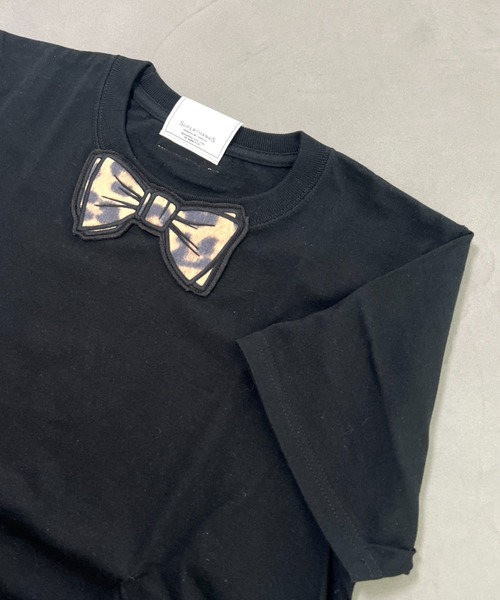 SUPERTHANKS（スーパーサンクス）の「蝶ネクタイワッペンベーシックビッグシルエットTシャツ（Tシャツ/カットソー・メンズ・ホワイト/ブラック/ホワイト×ブルー/ブラック系その他6/ホワイト系その他7/ホワイト×ブラック/ブラック×グレー/ホワイト系その他6/ブラック系その他7・L/S/M/XS/XL）」の20枚目の写真