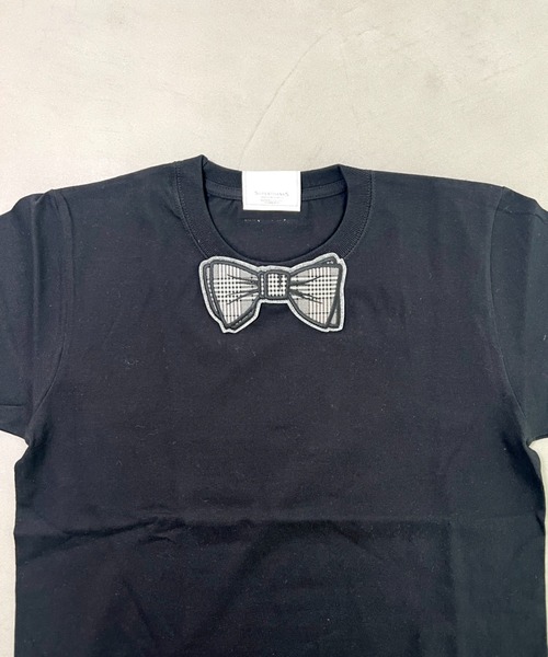SUPERTHANKS（スーパーサンクス）の「蝶ネクタイワッペンベーシックビッグシルエットTシャツ（Tシャツ/カットソー・メンズ・ホワイト/ブラック/ホワイト×ブルー/ブラック系その他6/ホワイト系その他7/ホワイト×ブラック/ブラック×グレー/ホワイト系その他6/ブラック系その他7・L/S/M/XS/XL）」の11枚目の写真