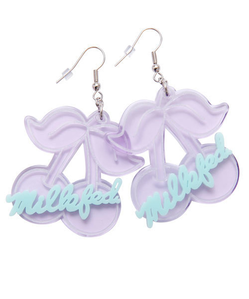 MILKFED.（ミルクフェド）の「【ar6月号掲載商品】CHERRY EARRING（ピアス（両耳用）・レディース・ライトパープル/レッド・ONE SIZE）」の2枚目の写真