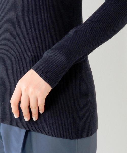 UNITED ARROWS(ユナイテッドアローズ)の「○UAB シルク リブ タートル ネック ニット◆(ニット/セーター・レディース・ホワイト/ブラック/ライトグレー/ワインレッド/ベージュ/ネイビー/その他1・フリー)」の13枚目の写真