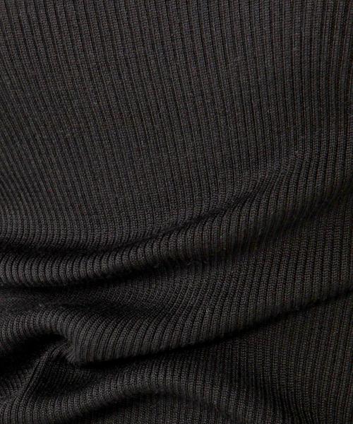 UNITED ARROWS(ユナイテッドアローズ)の「○UAB シルク リブ タートル ネック ニット◆(ニット/セーター・レディース・ホワイト/ブラック/ライトグレー/ワインレッド/ベージュ/ネイビー/その他1・フリー)」の17枚目の写真